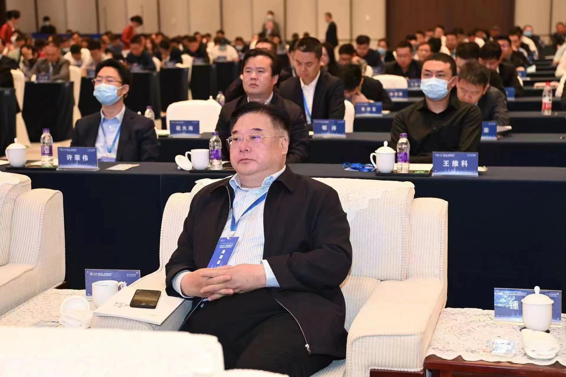 2023年江蘇·亭湖經(jīng)貿(mào)洽談暨投資機(jī)構(gòu)合作懇談會.jpg
